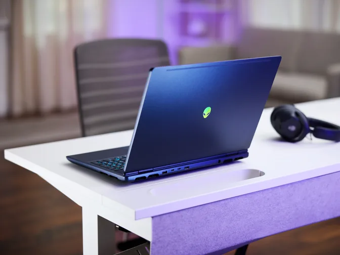 Alienware Aurora 16: Новый 16-дюймовый игровой ноутбук продается по цене €1 099, но Вам, возможно, стоит отказаться от базовой модели