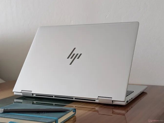 Core Ultra 7 265U против Core Ultra 7 165U: Почти никаких различий в производительности между ними