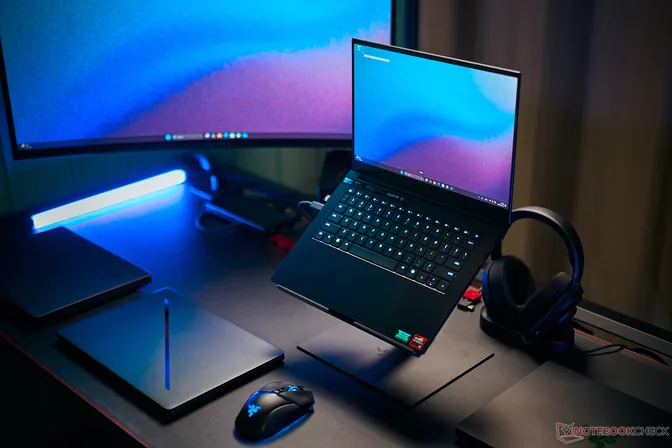 Достаточно ли 8 ГБ VRAM для Blade 14? Для игр в формате 1080p - да