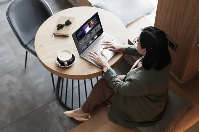IFA 2025 | Acer Swift Air 16 представлен с APU AMD Krackan Point вплоть до Ryzen AI 7 350 с графикой Radeon 860M и дополнительным OLED-дисплеем 2.8K