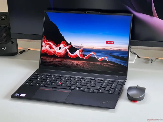 Стоит ли Core Ultra 7 255H в ThinkPad E16 G3? Мы протестировали его