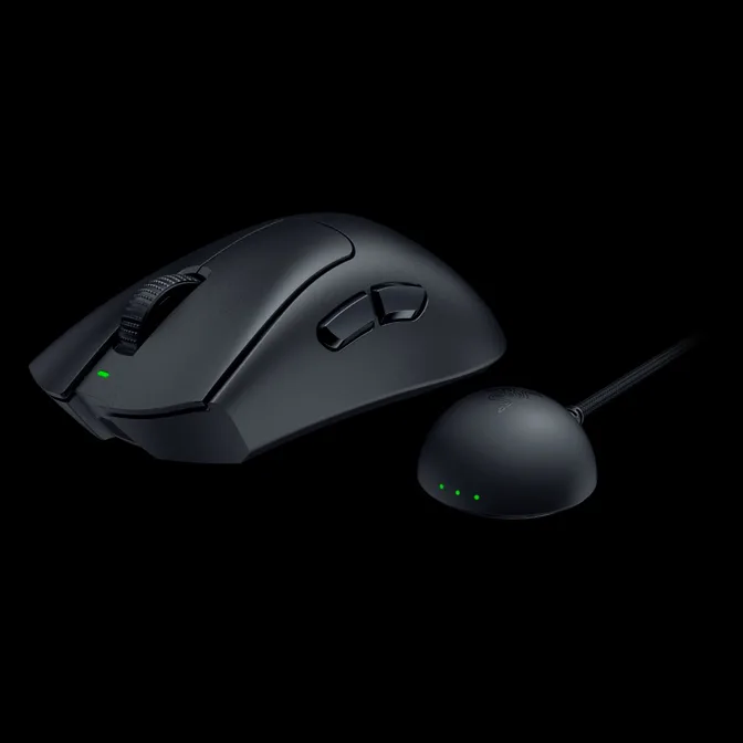 Утечки изображений Razer Deathadder V4 Pro показывают однотипный дизайн с новым беспроводным донглом и незначительными эргономическими изменениями
