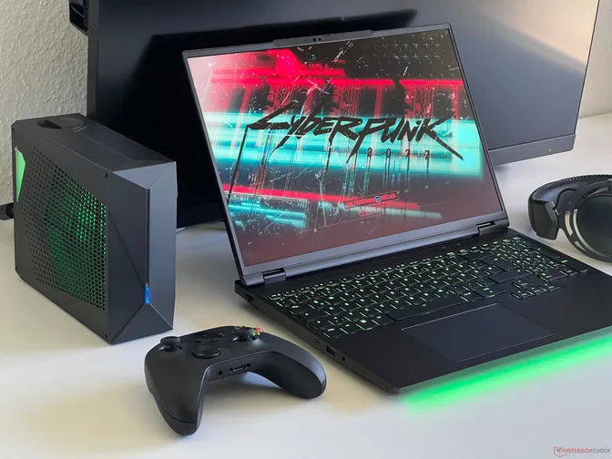 XMG Neo 16 E25: по-прежнему один из лучших игровых ноутбуков, но не хватает Advanced Optimus/G-Sync